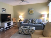 residential cleaning service living room